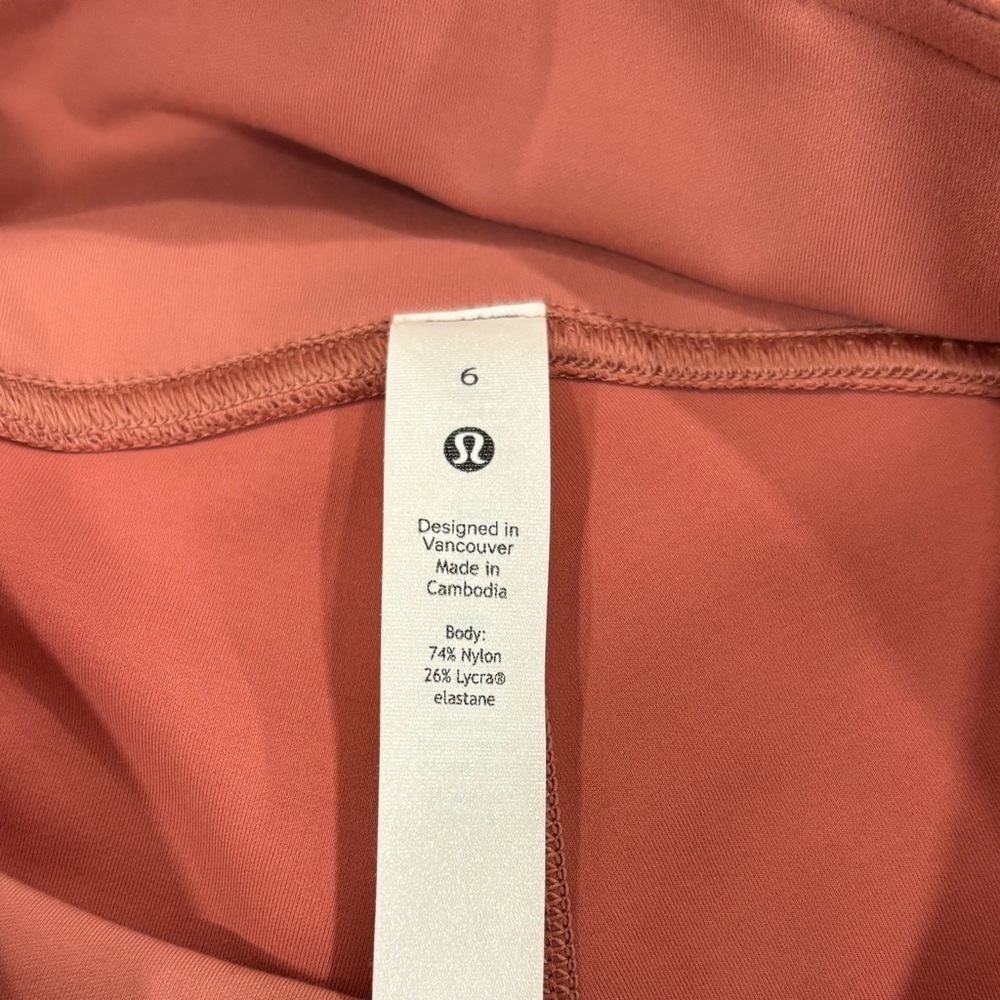 NWT Lululemon InStill HR Tight Leggings In Brier Rose 28" Size 6 - Picture 5 of 6